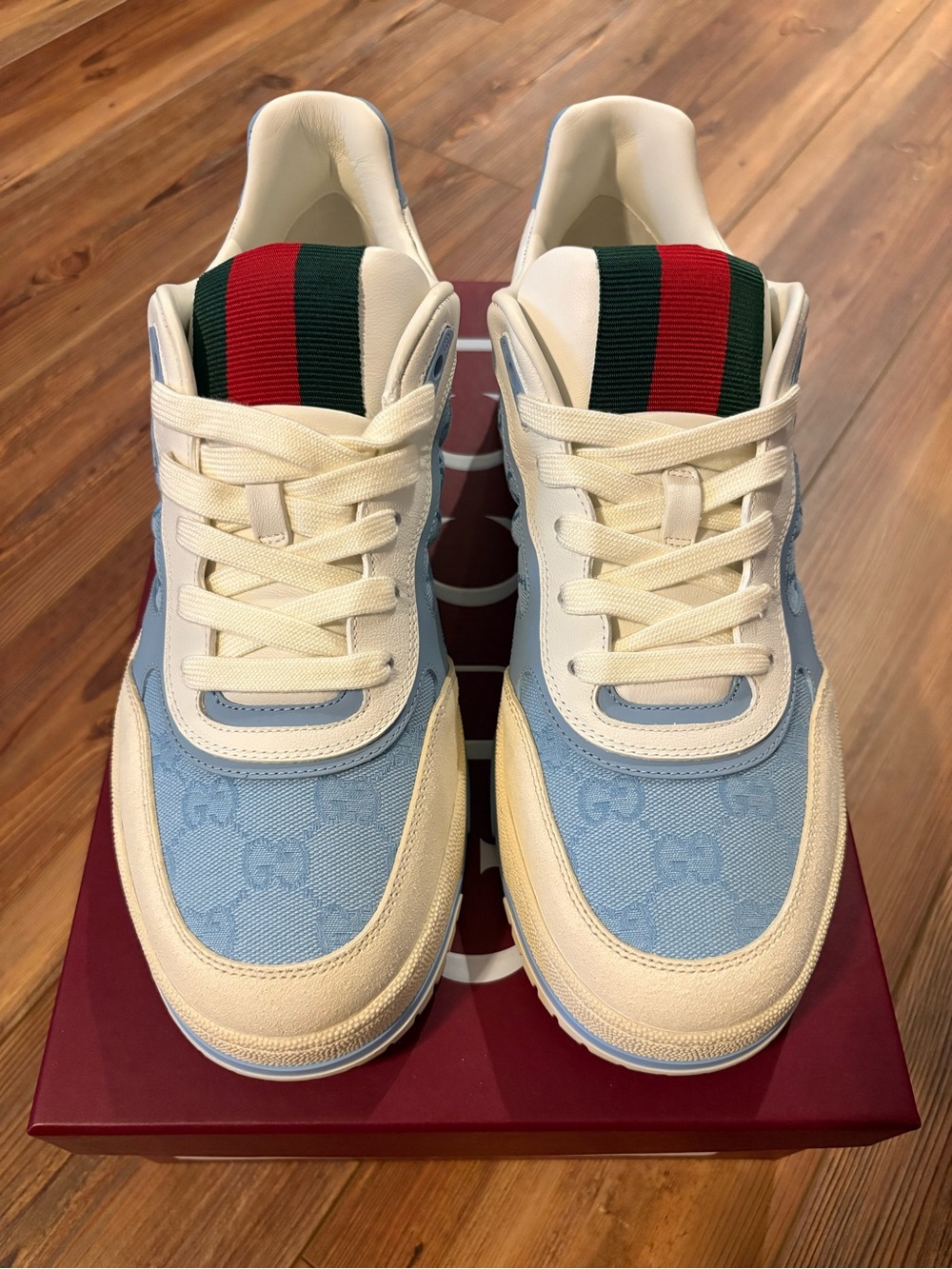 Gucci Cream & Light Blue Sneakers with Red and Green Stripe